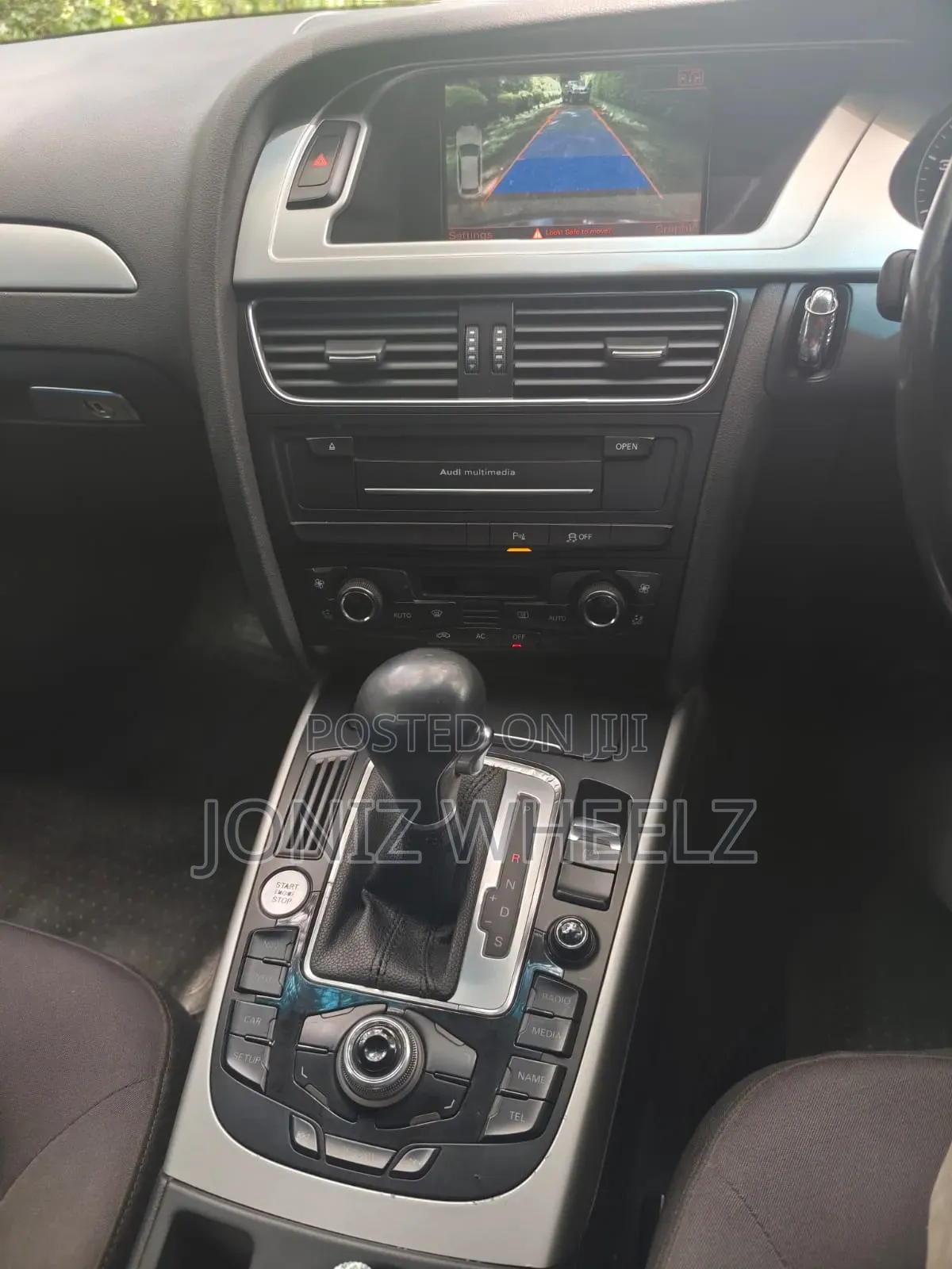Audi A4 2.0T Premium 2011 Black