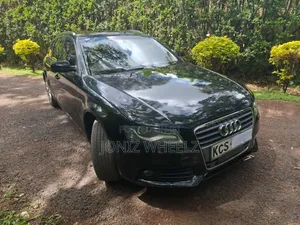 Audi A4 2.0T Premium 2011 Black