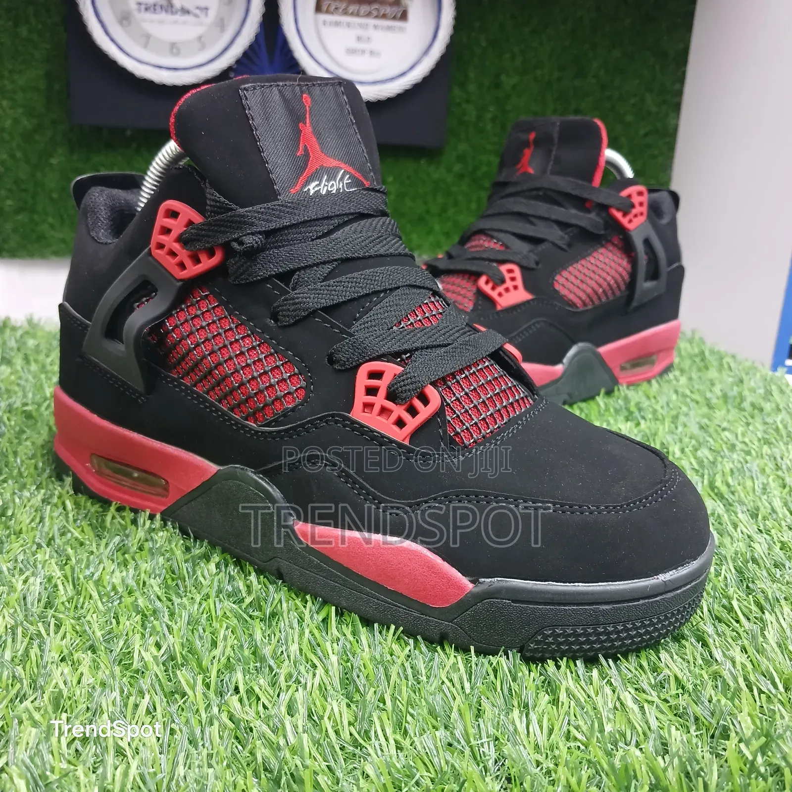 Jordan 4 Thunder Red Size 37_45