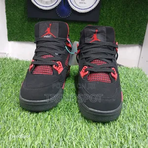 Jordan 4 Thunder Red Size 37_45