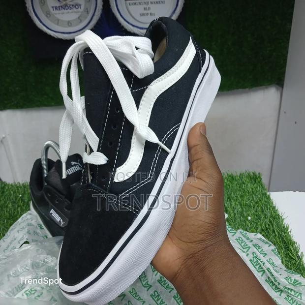 Old School Vans Skater Van White Black  - thumbnail 2