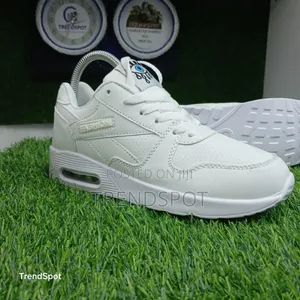 Ladies' Fashion Sneakers White