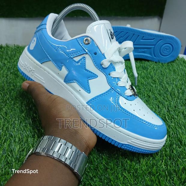 Bapestar 
Blue White 
Sizes 37-45 - main view