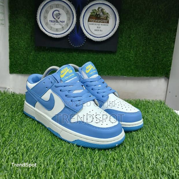 Sb Dunk
Blue White 
Sizes 36-45 - thumbnail 2