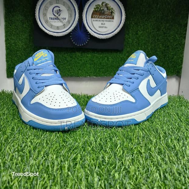 Sb Dunk
Blue White 
Sizes 36-45 - thumbnail 3