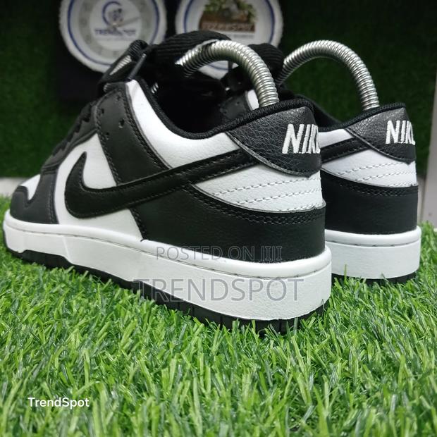 Sb Dunk
Black White - thumbnail 6