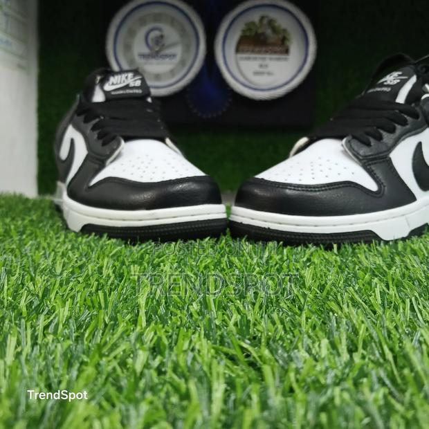 Sb Dunk
Black White - thumbnail 7