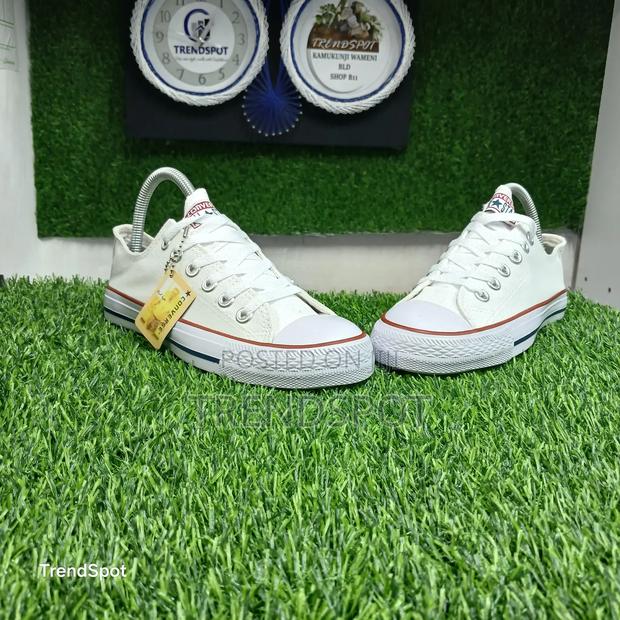 Converse Allstar (White) Sizes 37,38,39,40,41,42 - thumbnail 4