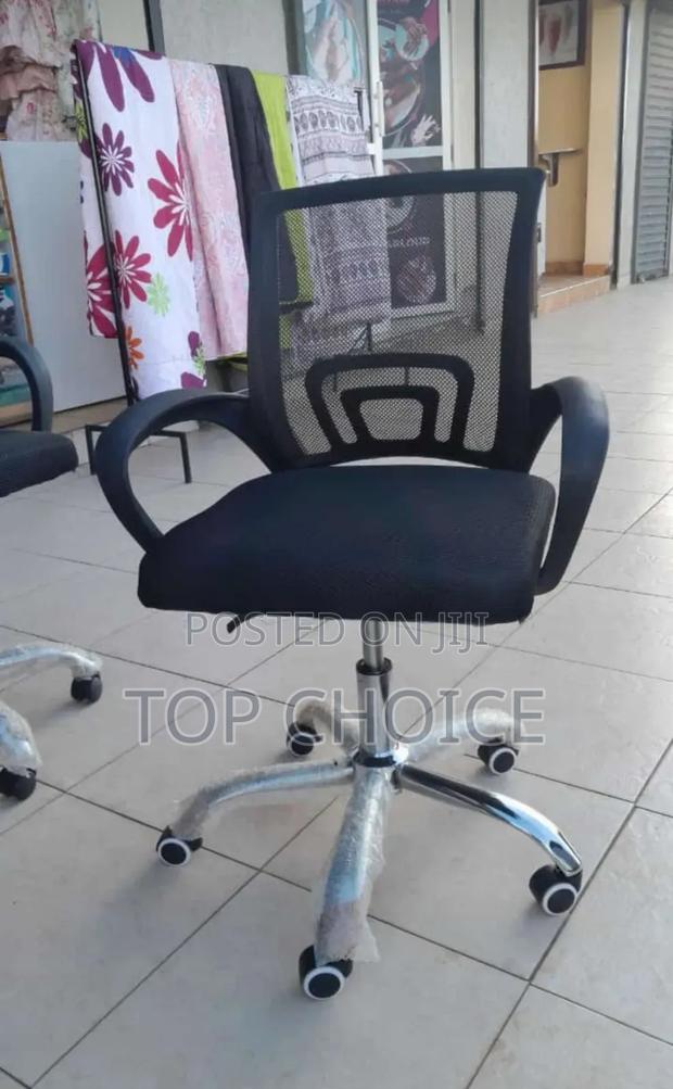 Clerical Mesh Office Chair - thumbnail 2