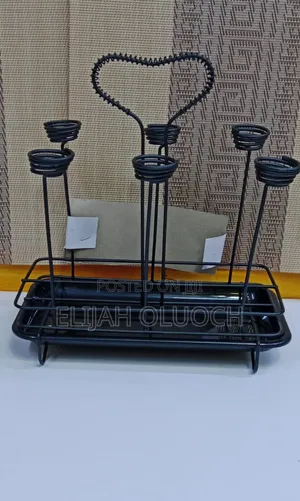 Glass Holder 
Gold/Black