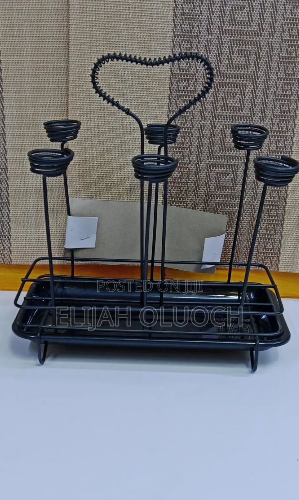 Glass Holder 
Gold/Black