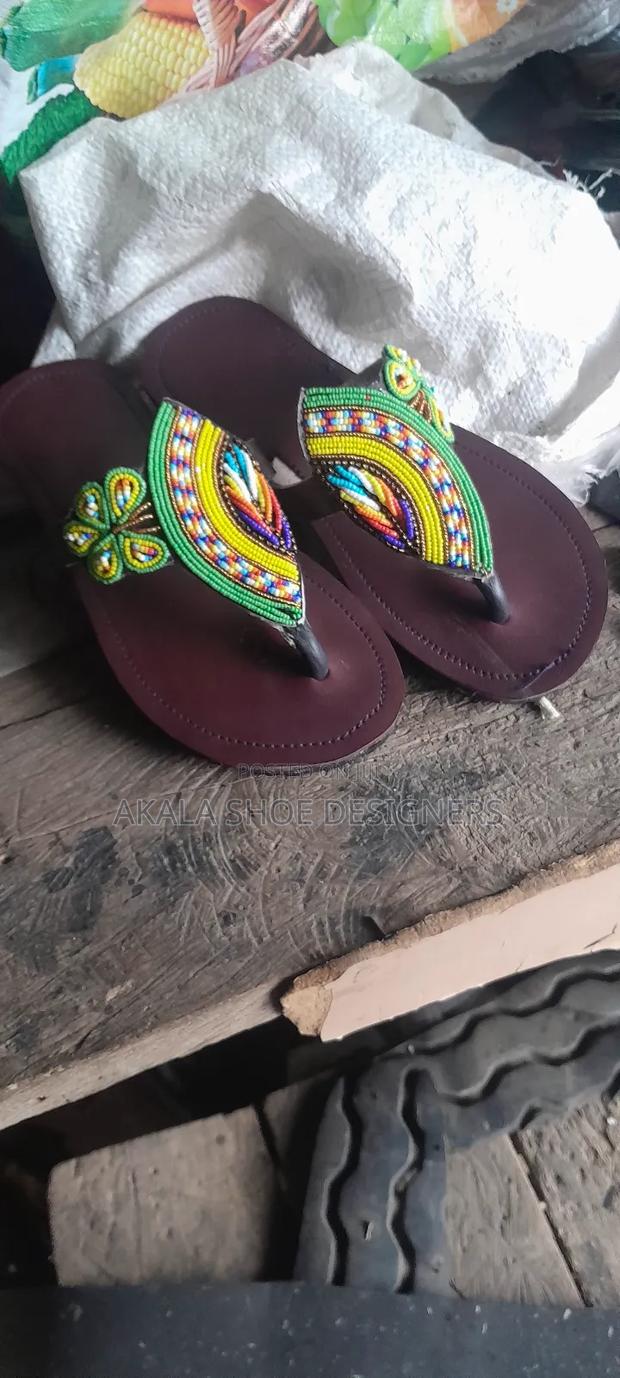 Akaala Maasai Sandals - thumbnail 2