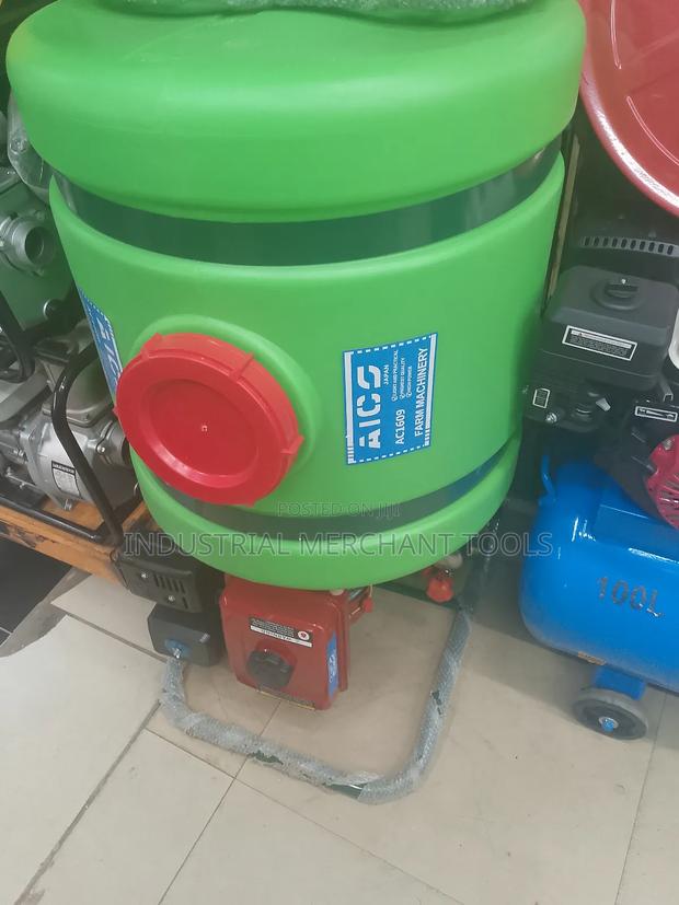 160l Engine Sprayer - main view