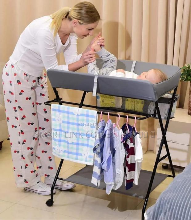 Baby Changing Stand - thumbnail 2