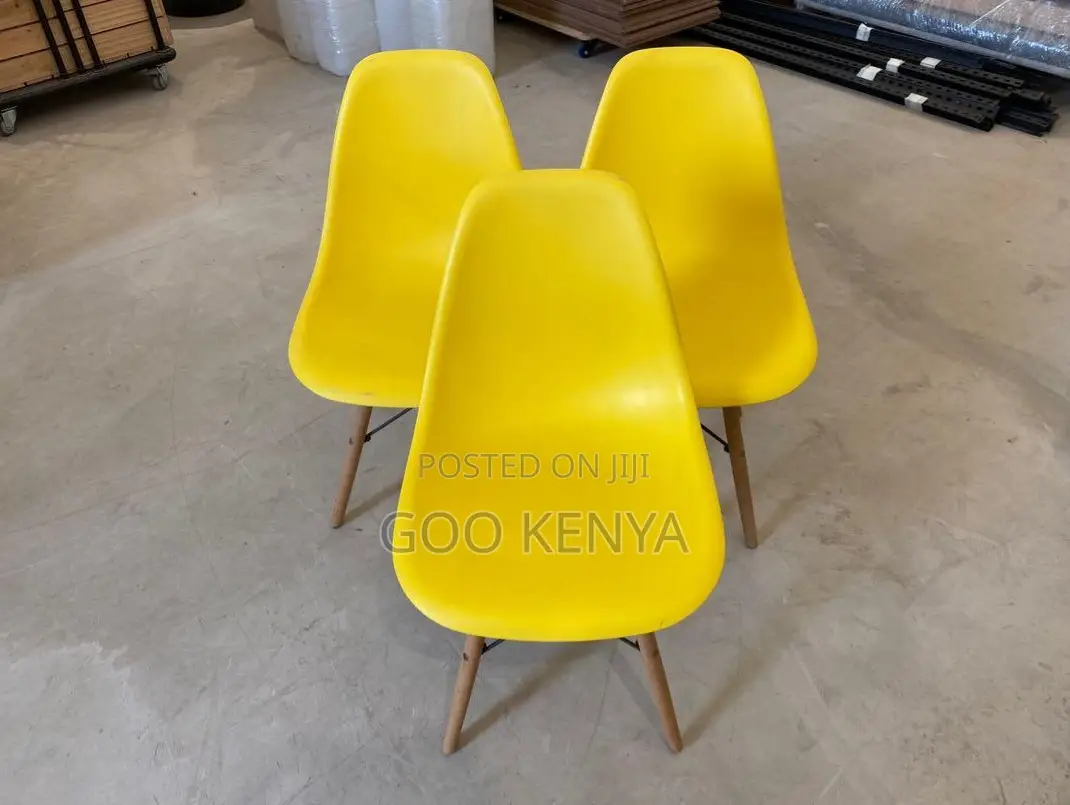 Home Chair ; Eames Plastic Dining Seat