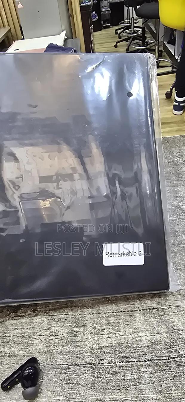Remarkable 2 Flip Cover Black - thumbnail 3