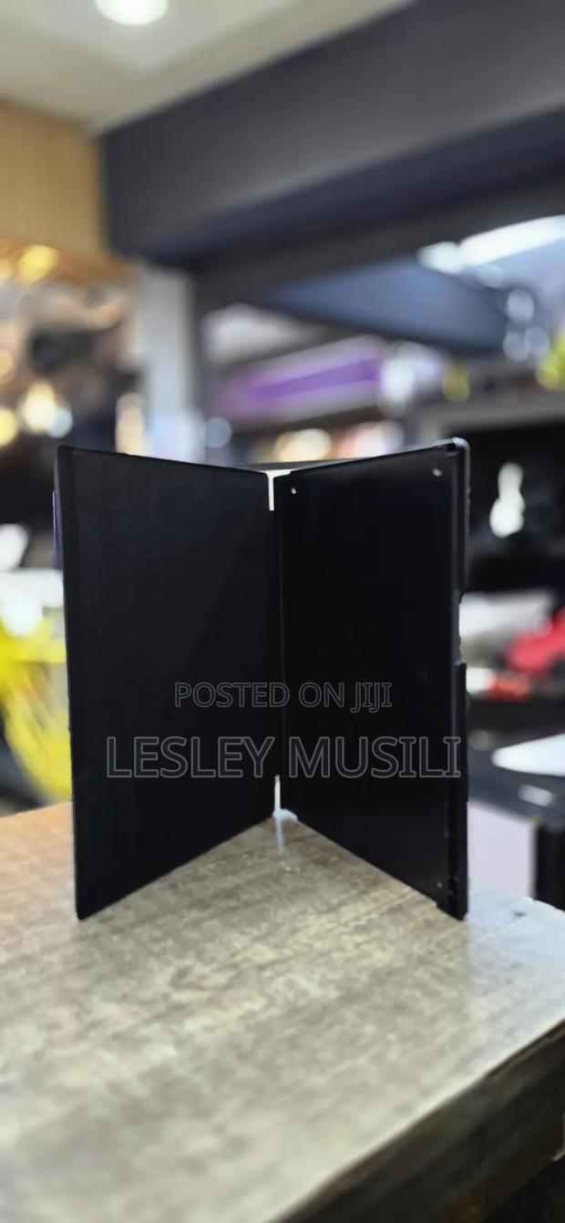 Remarkable Paper Pro Flip Cover Black - thumbnail 2