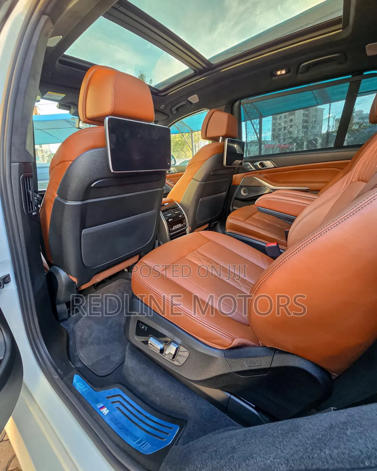 BMW X7 xDrive50i 2019 White