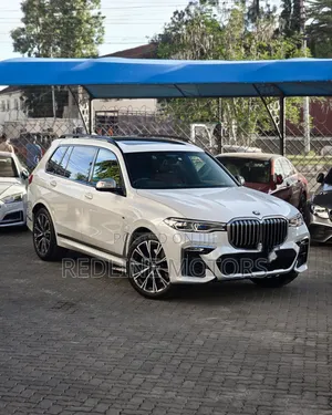 BMW X7 xDrive50i 2019 White