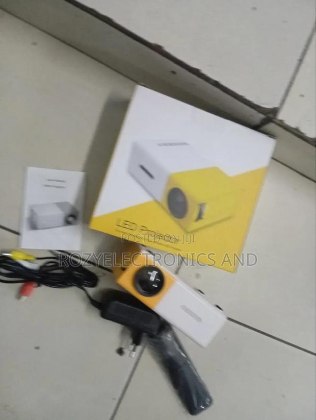 Portable Led Projector Machine 1080