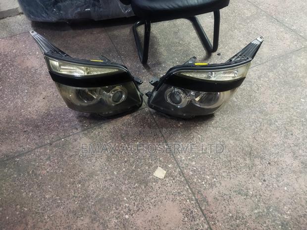 Headlight Voxy 2008 Xenon