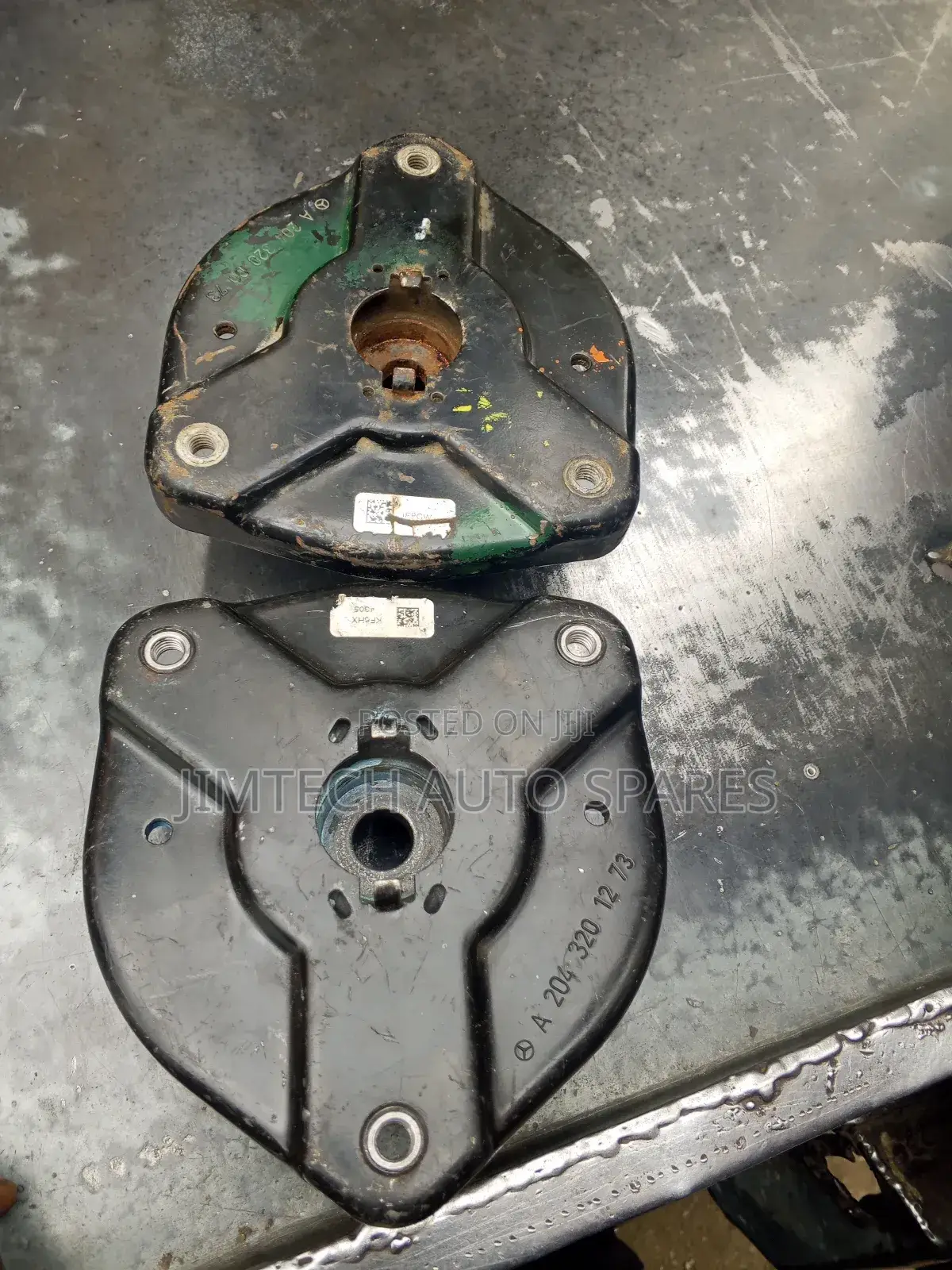 Mercedes Benz C200 ,W204 Shock Mountain