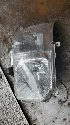 Toyota Hiace 7l Healights