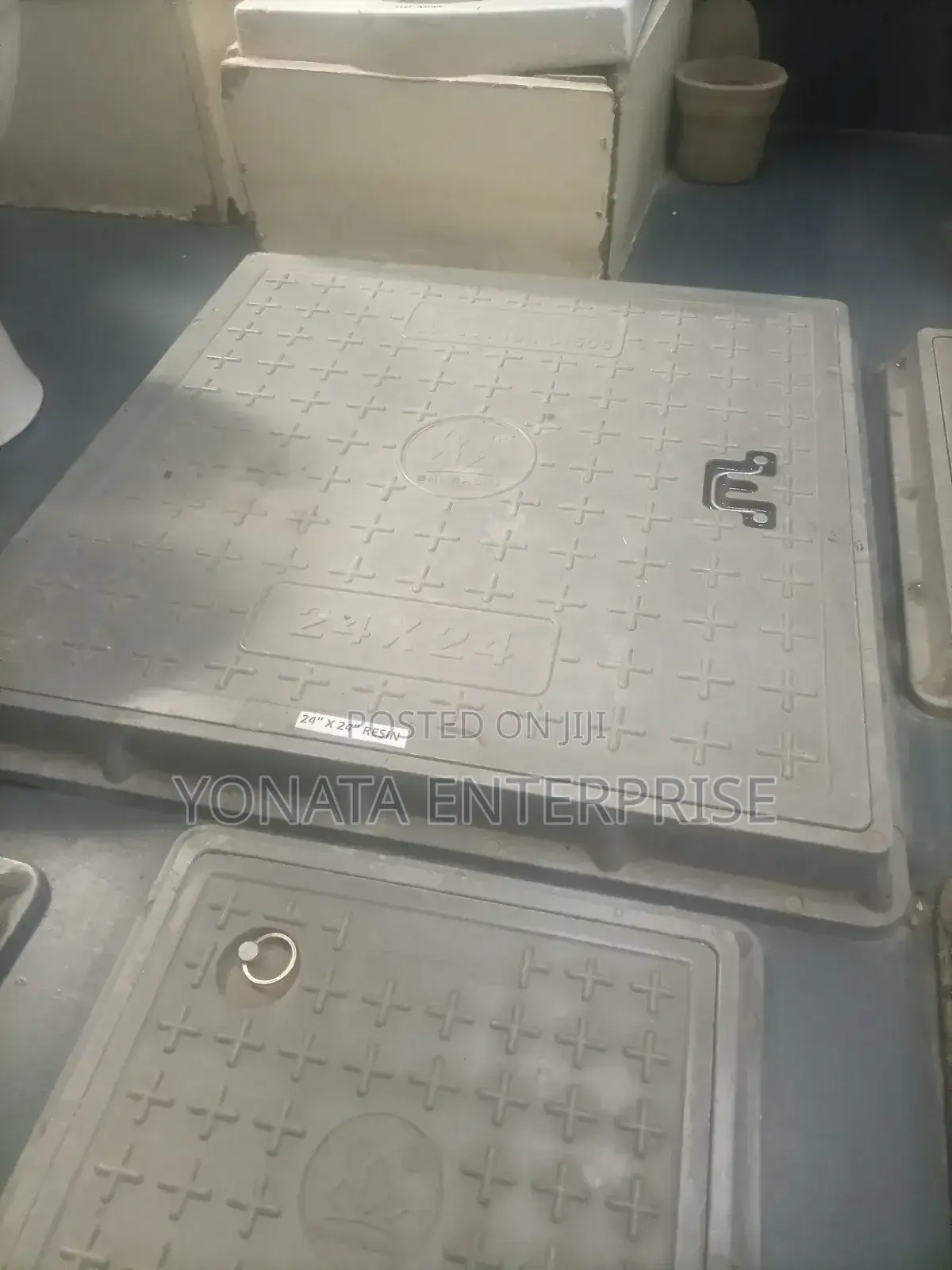 24*24 Inches Manhole Covers (600*600)