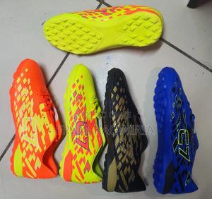 Unisex Football Trainers ( Assorted Colours) Size 39 _ 44 - thumbnail 2