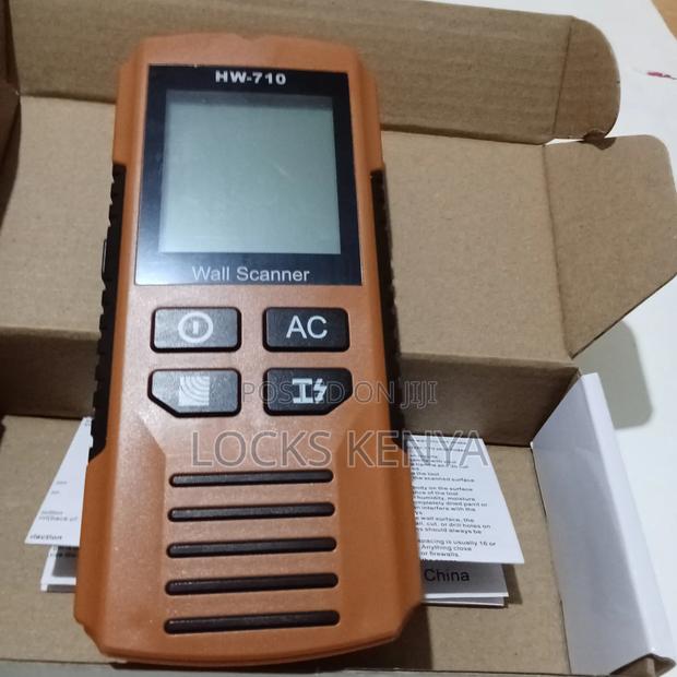 Enhanced Visibility Wall Stud Finder - main view