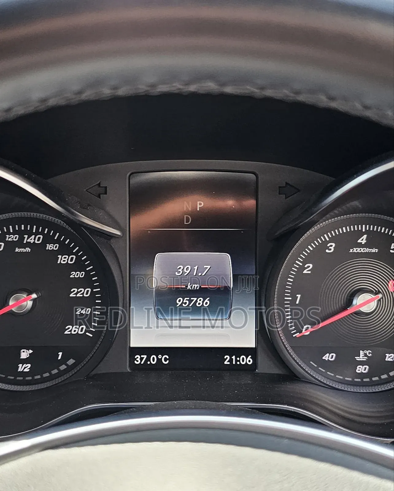 Mercedes-Benz C200 2018 Brown