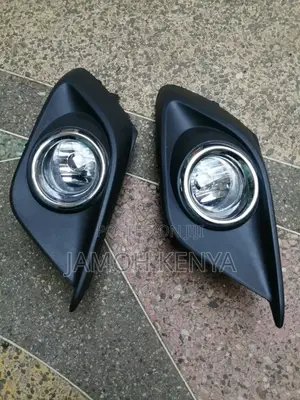 Mazda Axela 2014 Foglights