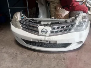 Ex Japan Nissan Tiida Nosecut