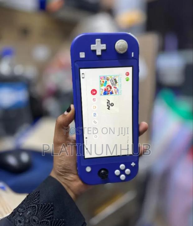 Nintendo Switch - thumbnail 3