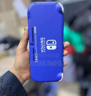 Nintendo Switch - thumbnail 2