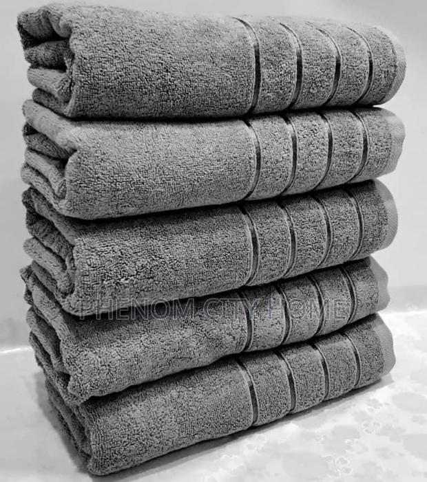 High Quality Medium Sized School Towels - thumbnail 2