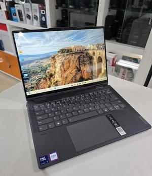 Laptop Lenovo Yoga 7i 16GB Intel Core Ultra 7 SSD 1T