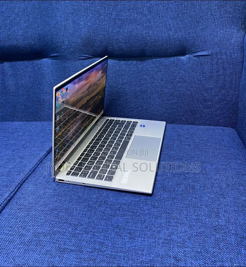 Laptop HP EliteBook 1040 G8 16GB Intel Core i7 SSD 512GB