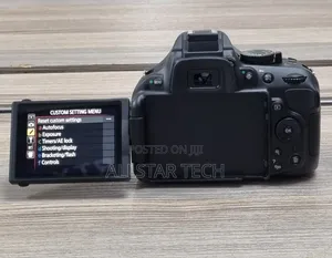Nikon D5200 Digital SLR Camera Kit With 18-55mm Lens