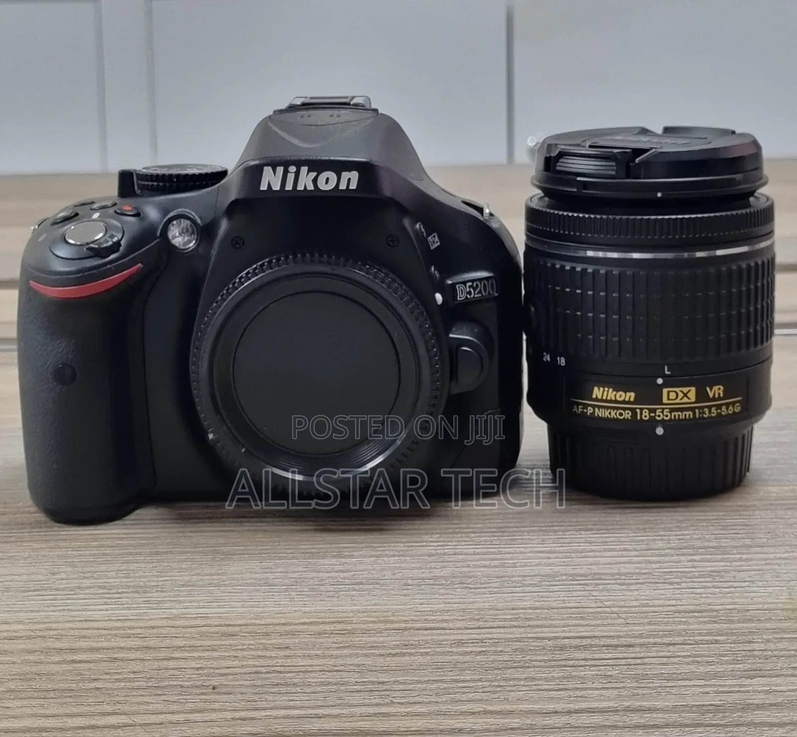 Nikon D5200 Digital SLR Camera Kit With 18-55mm Lens