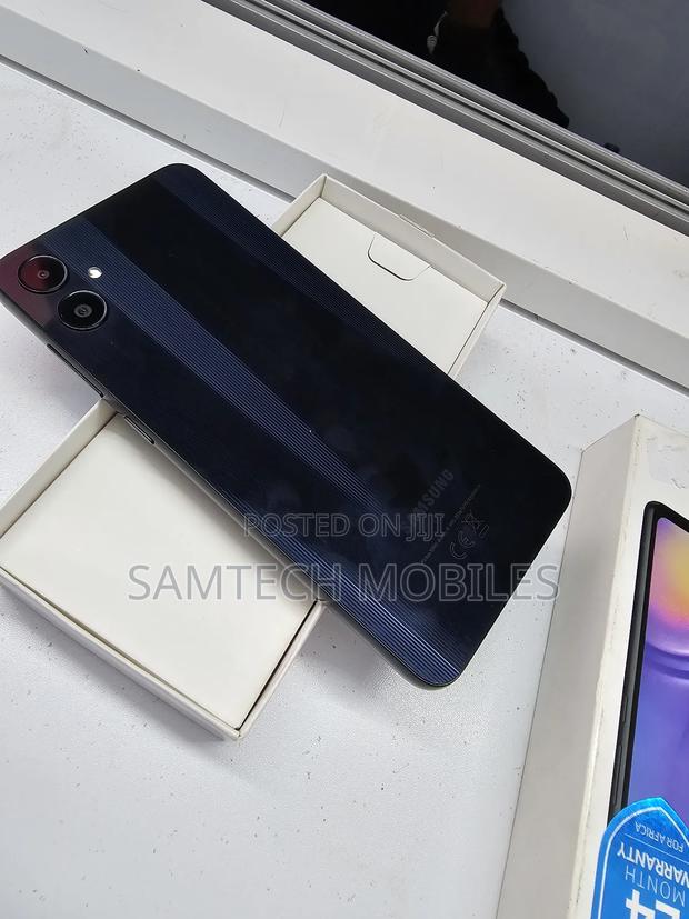 Samsung Galaxy A05 64 GB Black