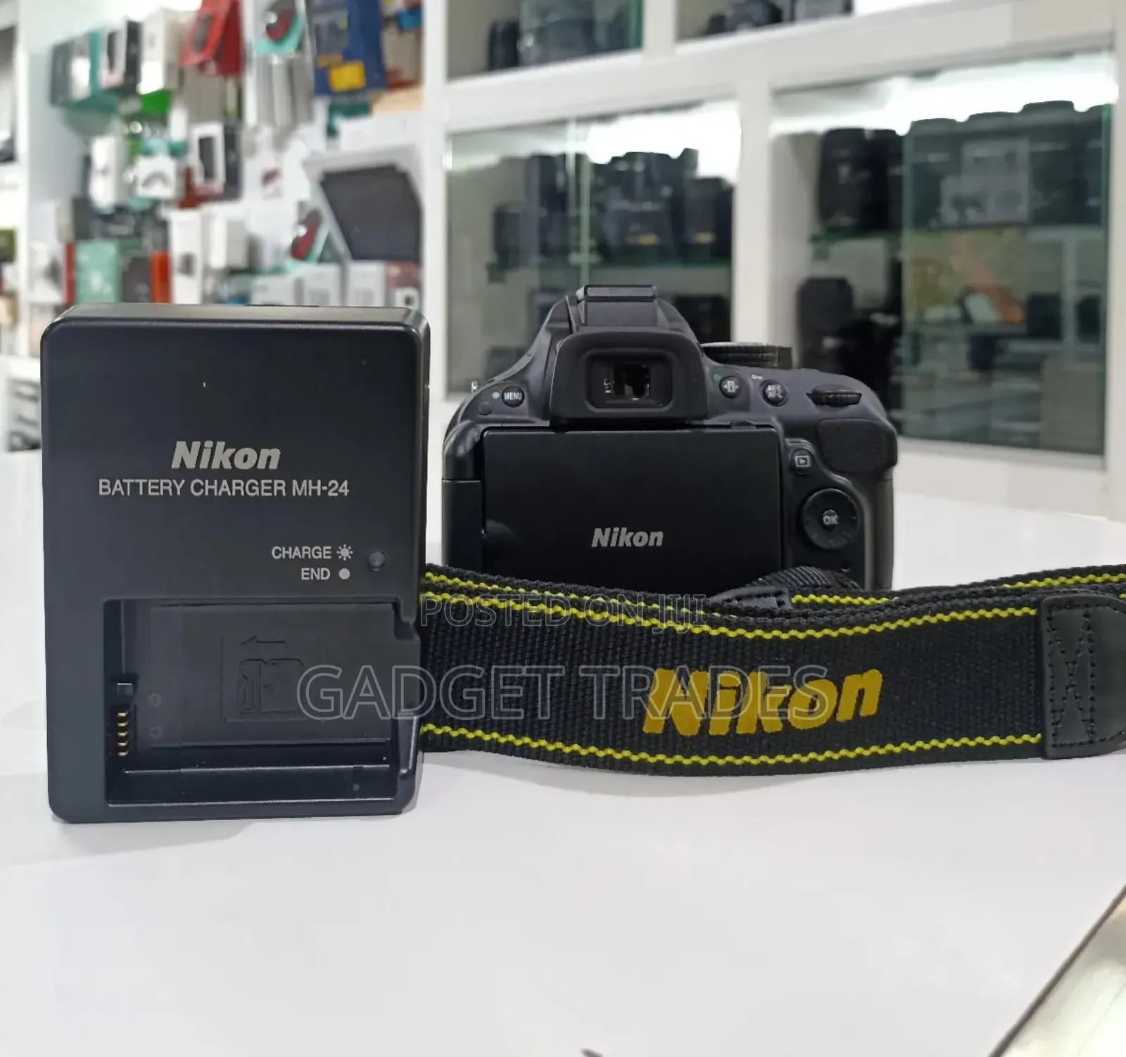 Nikon D5200 With 18-55mm Lens(Ex Uk Clean)