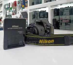 Nikon D5200 With 18-55mm Lens(Ex Uk Clean)