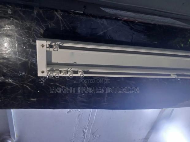 Double Rail Suitable for Both Curtain and Sheer Available