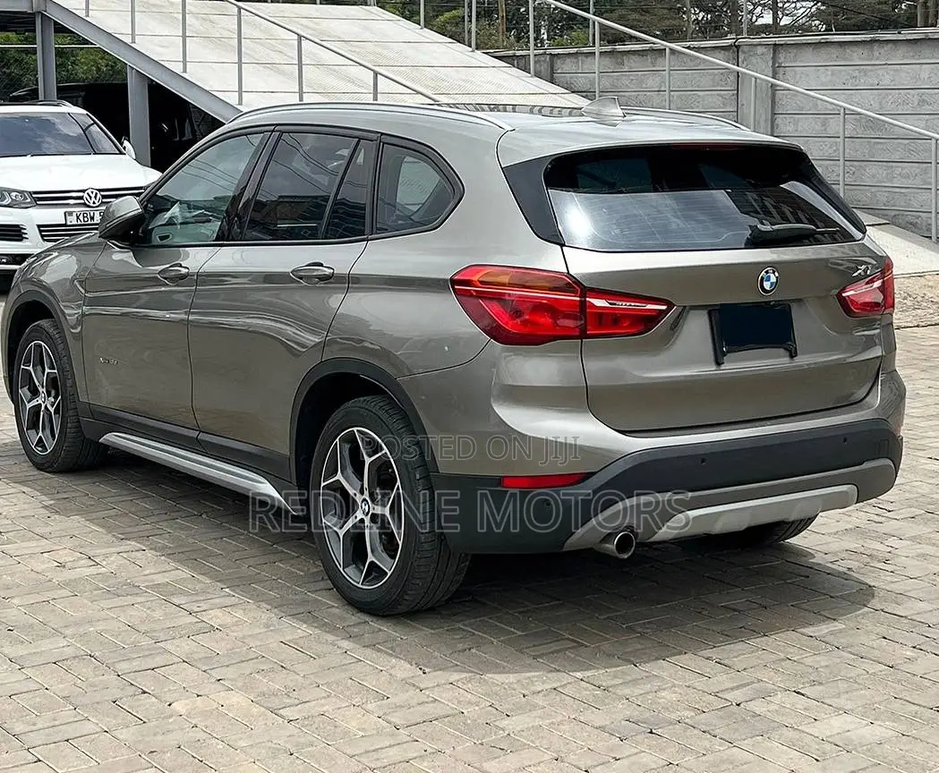 BMW X1 xDrive28i AWD 2016 Ivory