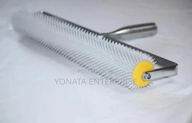 Epoxy Application Spiked Roller - main view