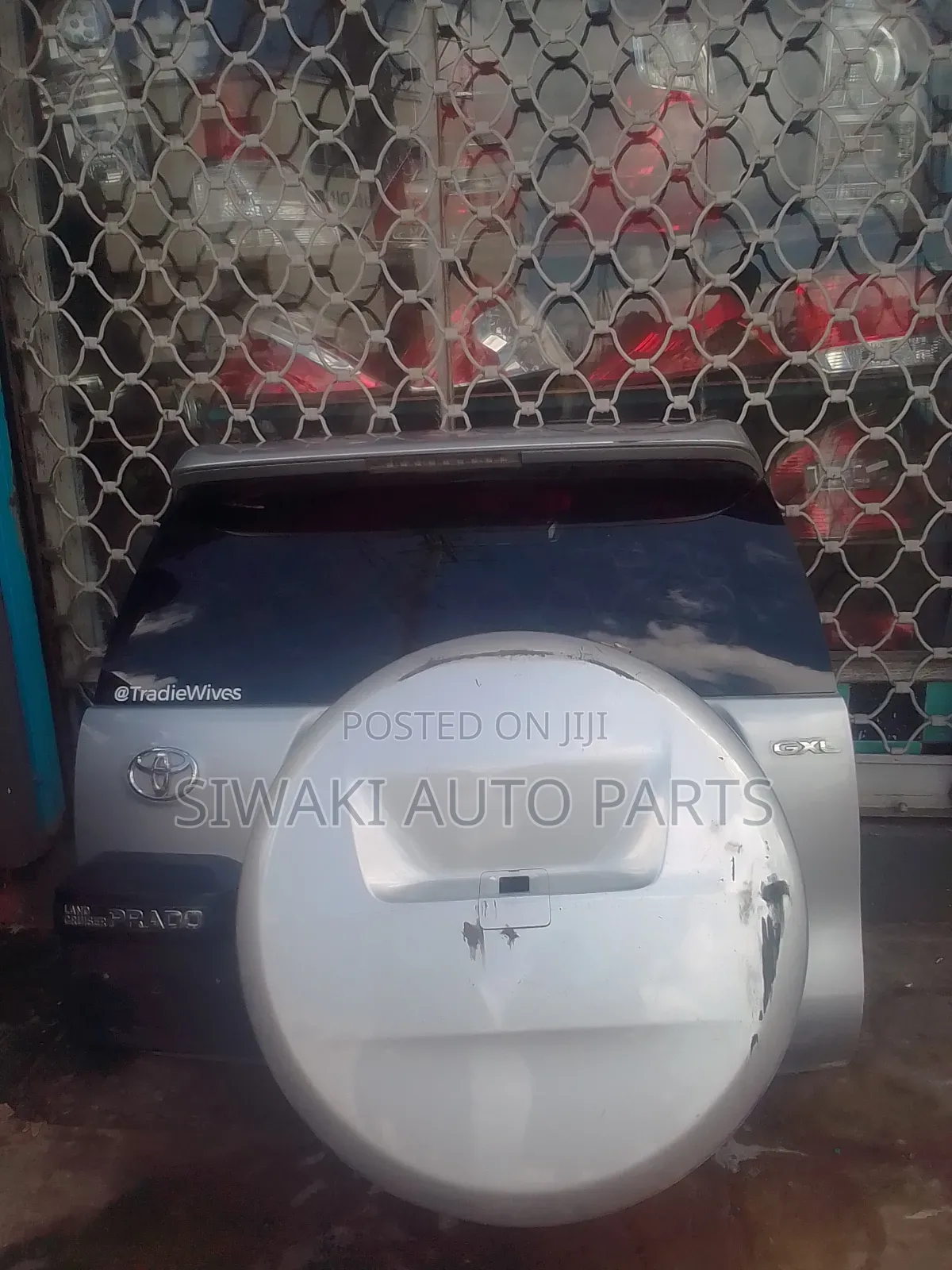 Prado 150 Tailgate Complete With Spare Wheel Cover