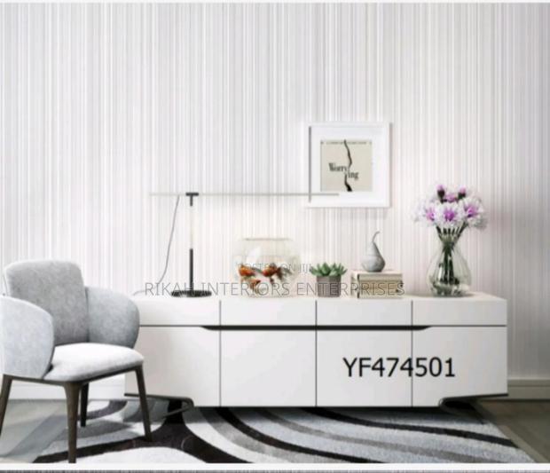Off White Wallpaper for Tv Walls - main view