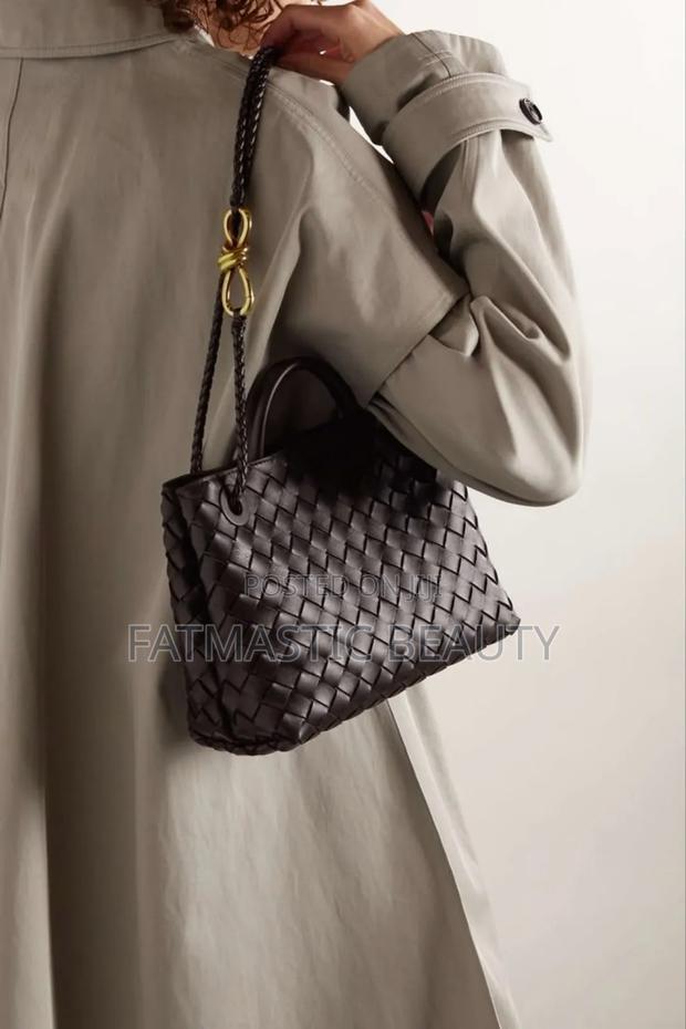 New Design Bottega Handbag - thumbnail 4