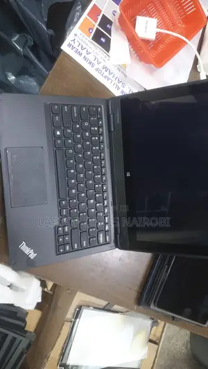 Laptop Lenovo Yoga 11e 4GB Intel Celeron SSD 128GB